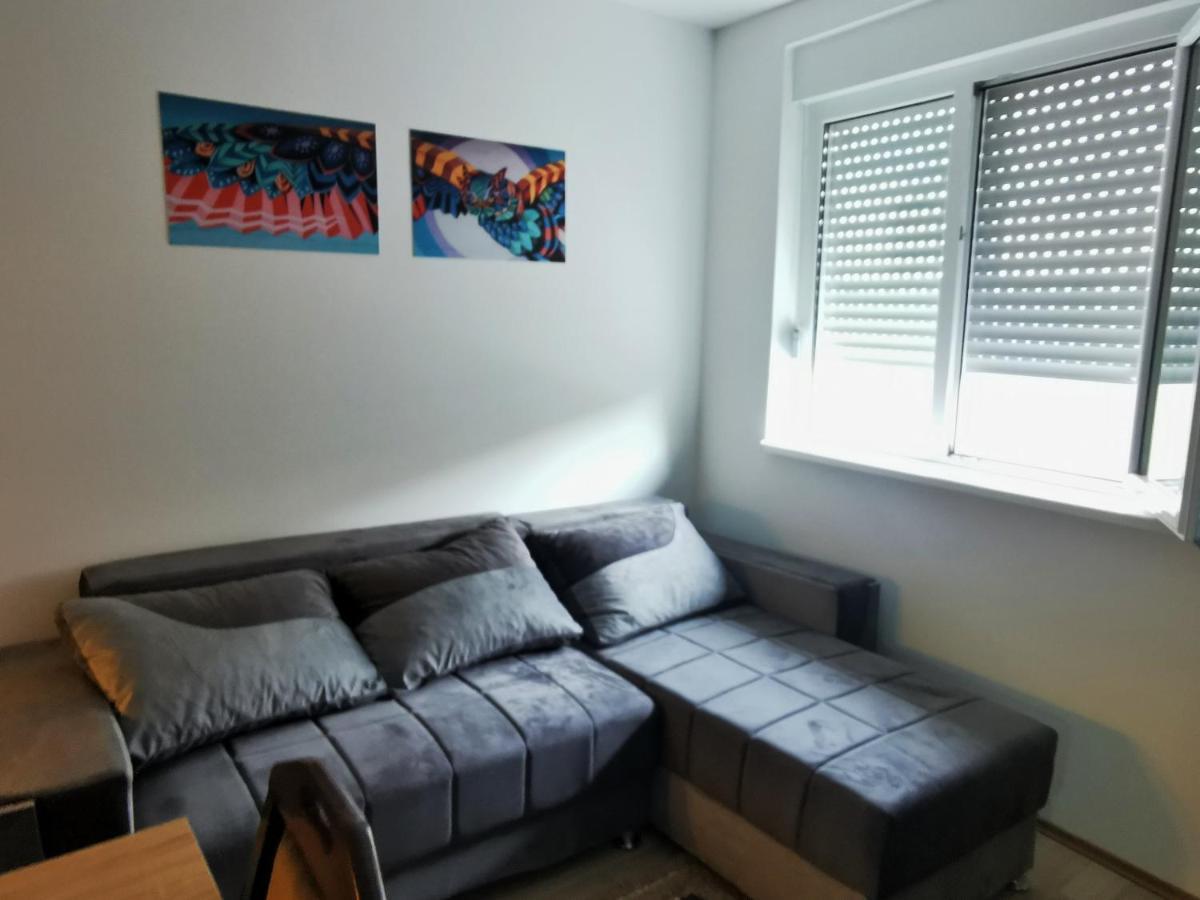 Cozy Corner Apartments - Free Parking & Wi-Fi Чуприя Экстерьер фото